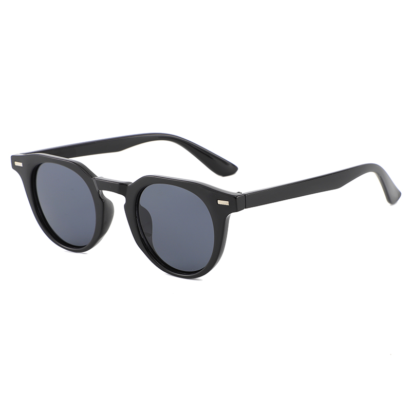 The fashion style boys sunglasses