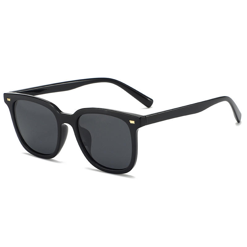 Custom Tr sunglasses for men 