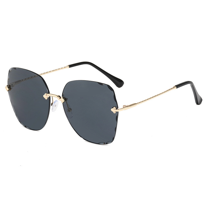Black lens sunglasses women
