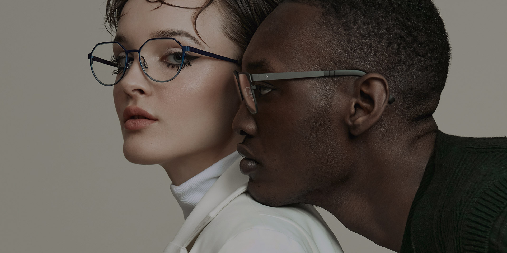 Taizhou Hongwei Glasses Co., Ltd.
