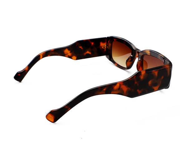 2022 Newest customized Small Square Frame Trendy Sun Frame Women’s Fashion Sunglasses