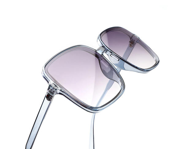 2022 Newest customized Big Frame Trendy Sun Frame Women’s Fashion Sunglasses